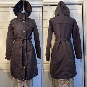 Womens Ellen Tracy Zip-up raincoat in dark olive green, Size S.